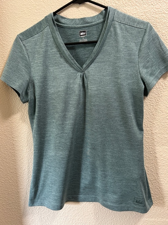 REI Tops - REI Women's Teal Heather V-Neck Short Sleeve Tee